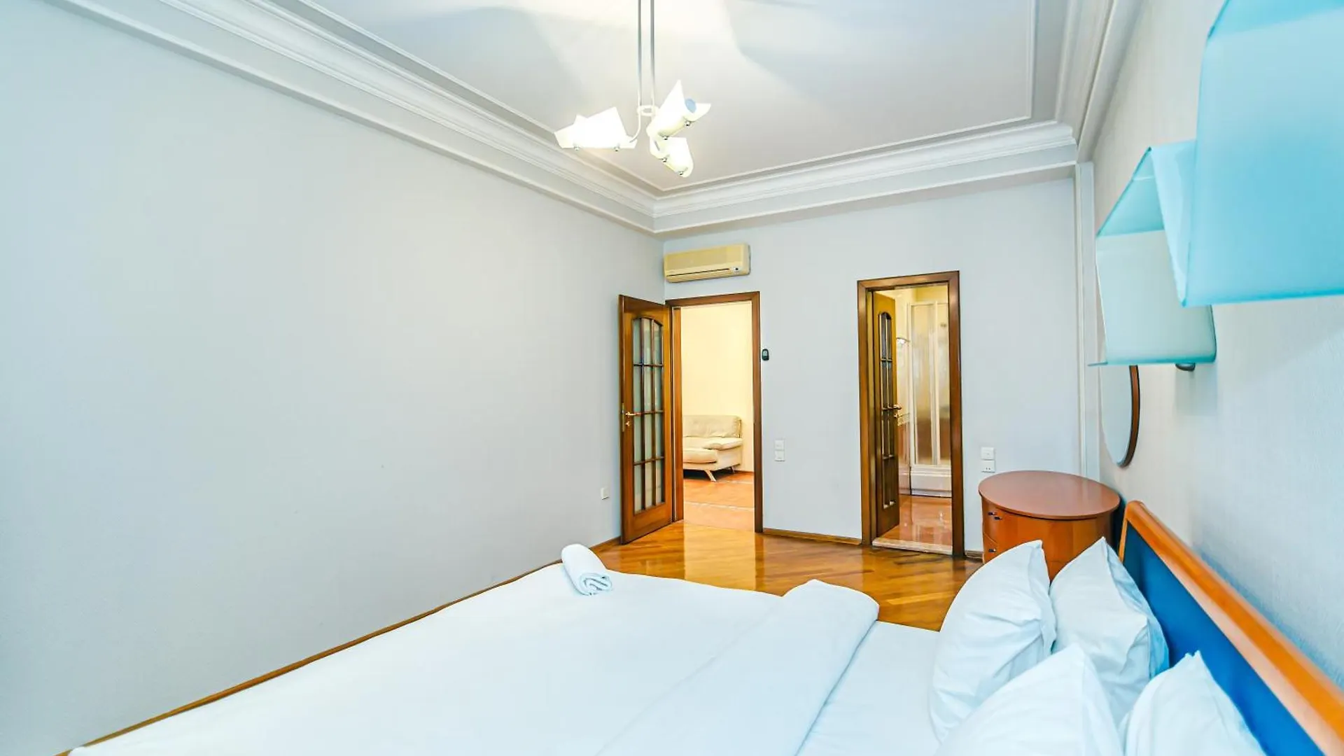 Delux Apartament In Center Apartment Baku Azerbaijan