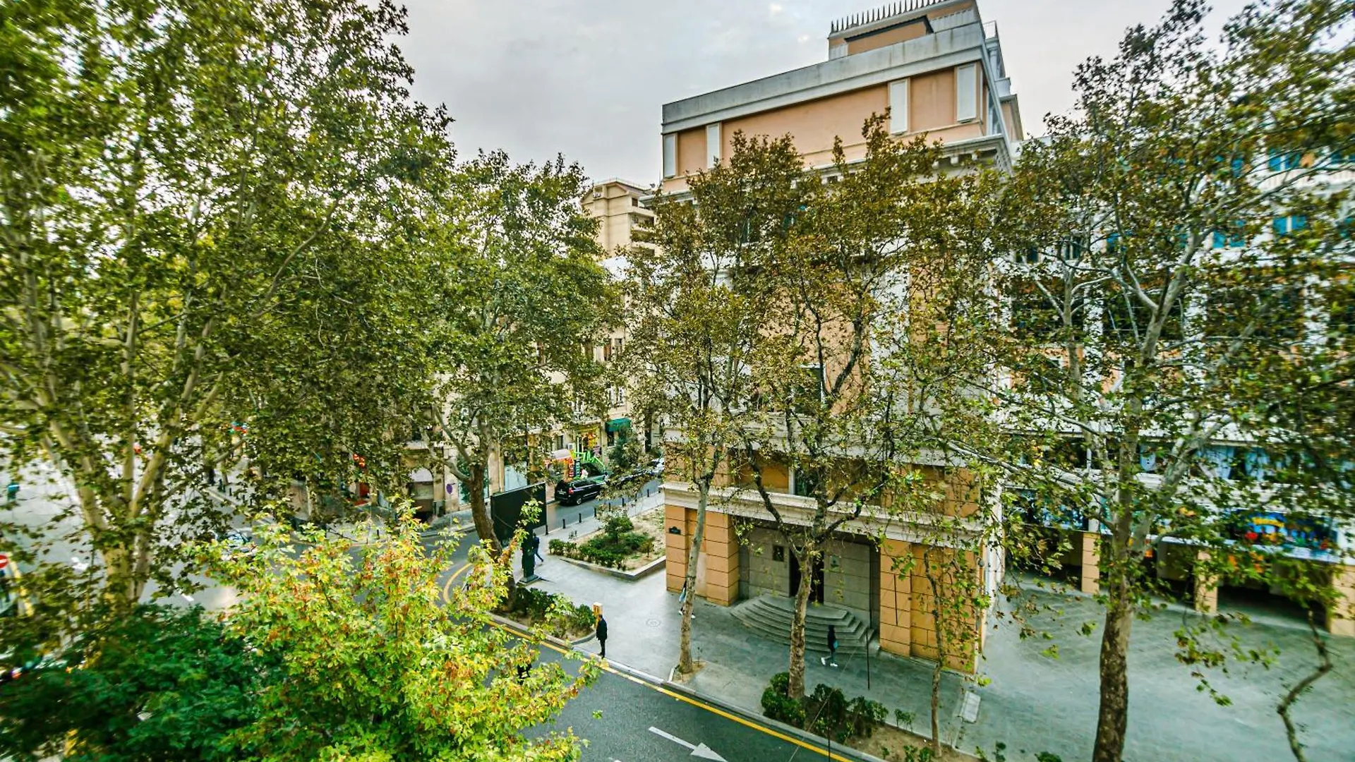 Delux Apartament In Center Apartment Baku